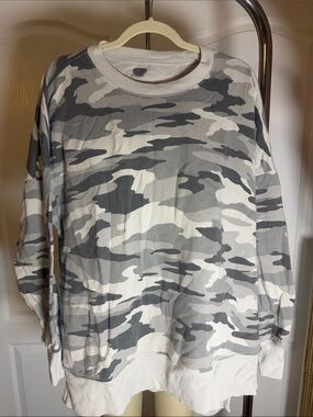 Aerie Grey Camo Oversized Crewneck Sweatshirt Size XL